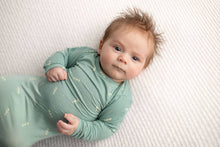 Load image into Gallery viewer, Arrow Print Knotted Gown: Blue Arrows