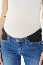 Load image into Gallery viewer, Kan Can Jeans- Distressed Light Wash