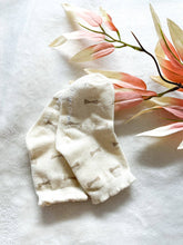 Load image into Gallery viewer, Baby Socks (0-6m)- Tan/Bow Ties