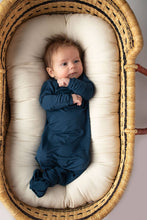 Load image into Gallery viewer, Navy Blue Knotted Gown