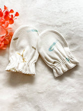Load image into Gallery viewer, Organic Cotton Baby Mittens