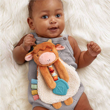 Load image into Gallery viewer, Itzy Lovey Plush Highland Cow- Crinkle/Teether Toy
