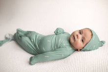 Load image into Gallery viewer, Arrow Print Knotted Gown: Blue Arrows