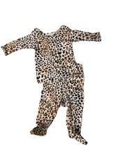 Load image into Gallery viewer, Leopard Jammies Infant Pj's & Lougewear (0-3M)