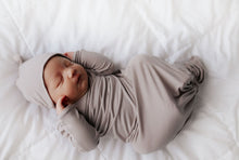 Load image into Gallery viewer, Harbor Mist Ribbed Knotted Gown & Hat