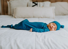 Load image into Gallery viewer, Blue Knotted Gown & Hat