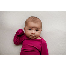 Load image into Gallery viewer, Magenta Ribbed Knotted Gown