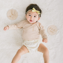 Load image into Gallery viewer, Wooden Reversible Milestone Photo Cards
