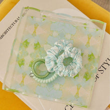 Load image into Gallery viewer, Elephant Falls Scalloped Tray Small: Small
