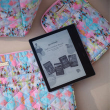 Load image into Gallery viewer, Brooks Avenue Quilted Laptop Case: One Size
