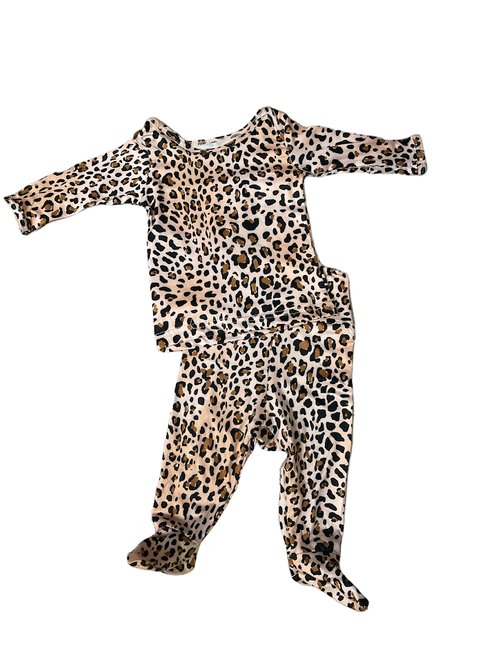Leopard Jammies Infant Pj's & Lougewear (0-3M)