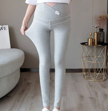 Load image into Gallery viewer, Low Rise Supportive Leggings
